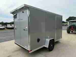 2027 US Cargo 6' X 12' X 6'6 2990LB GVWR ENCLOSED TRAILER W/ .080 EXTERIOR AND TRANSLUCENT ROOF