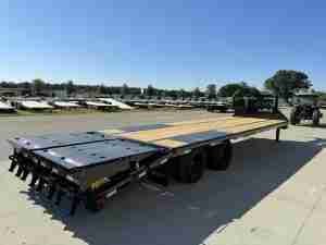 2027 Big Tex Trailers 102 x 30' 25.9k GVWR GOOSENECK Deckover Trailer (Copy)