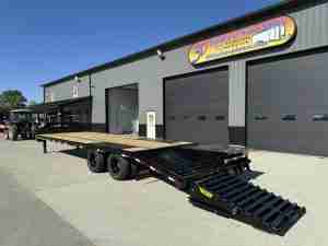 2027 Big Tex Trailers 102 x 30' 25.9k GVWR GOOSENECK Deckover Trailer (Copy)