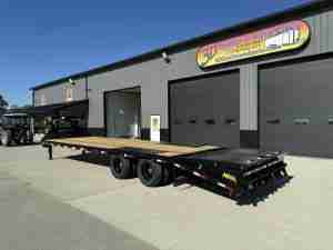 2027 Big Tex Trailers 102 x 30' 25.9k GVWR GOOSENECK Deckover Trailer (Copy)